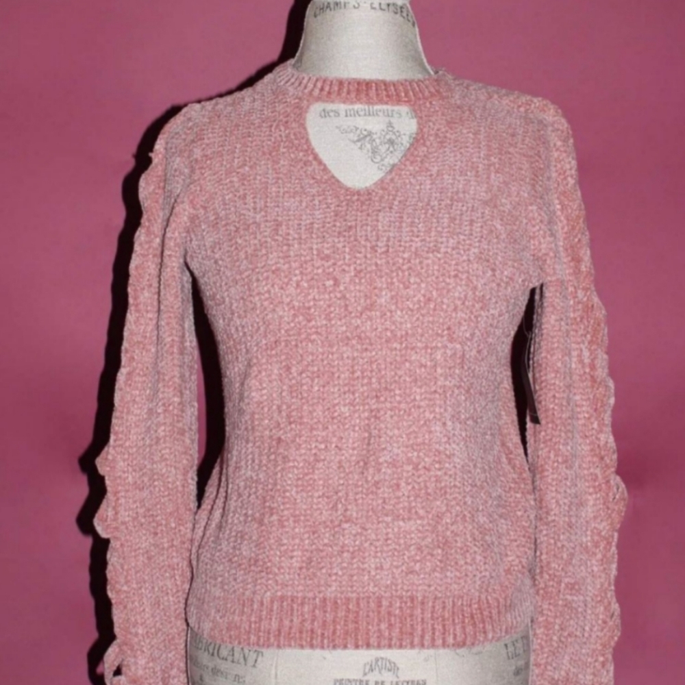 Xhilaration sweater